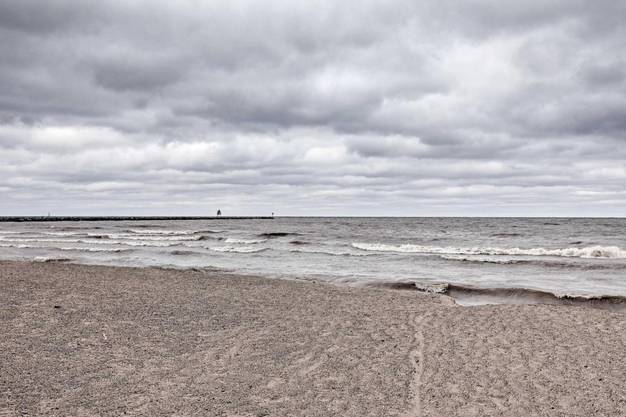 Walk To Lake Superior Ontonagon Home With Fire Pit! Экстерьер фото